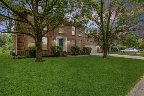 2176 Palomar Trace Dr, Lexington, KY 40513