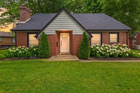 150 Westgate Dr, Lexington, KY 40504