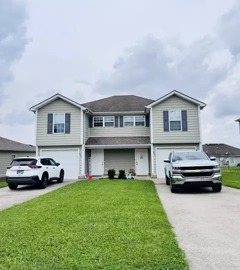 9004-9006 Landon Ln, Richmond, KY 40475