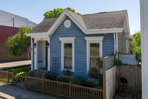127 Main St, Sadieville, KY 40370