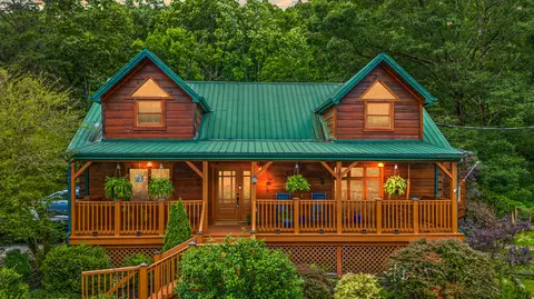 1836 Red Lick Rd, Berea, KY 40403