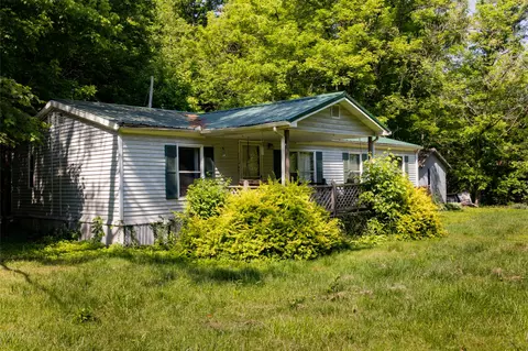 628 Ky 755 Hwy, Sandy Hook, KY 41171