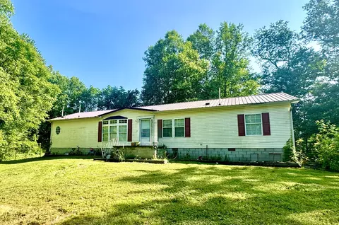 398 Panama Rd, Himyar, KY 40906
