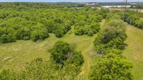 325 Harmony Ln, Midway, KY 40347 photo 2