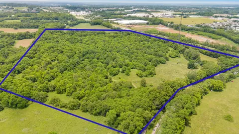 325 Harmony Ln, Midway, KY 40347