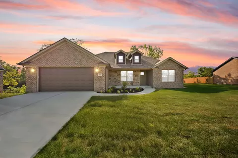 209 Patriot Trl, Berea, KY 40403