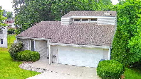 2119 Altamont Dr, Ashland, KY 41101