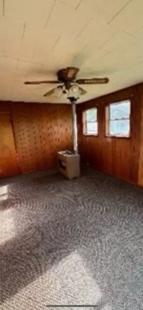 31 Ky-702, Sandy Hook, KY 41171 photo 5