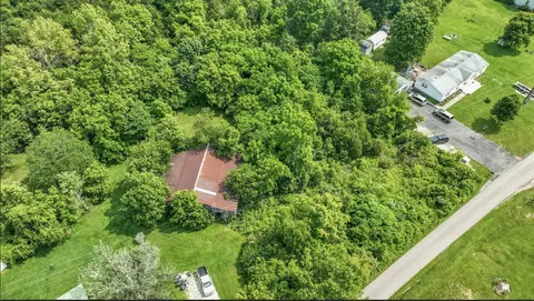 9999 Kidwell Ln, Waco, KY 40385