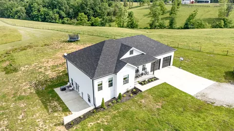 1462 Cat Ridge Rd, Waddy, KY 40076 photo 3