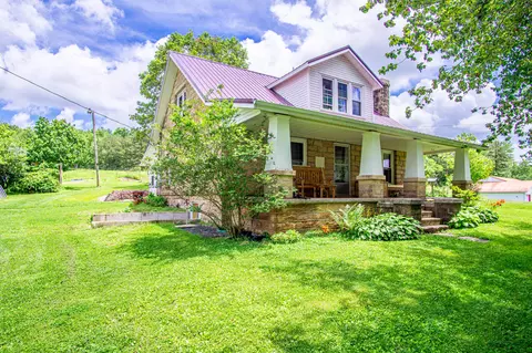 7322 Ky-490, East Bernstadt, KY 40729
