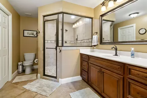 Bath - 267 Warman Ln, Burnside, KY 42519 photo 2 of 3