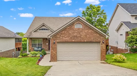 829 Lauderdale Dr, Lexington, KY 40515