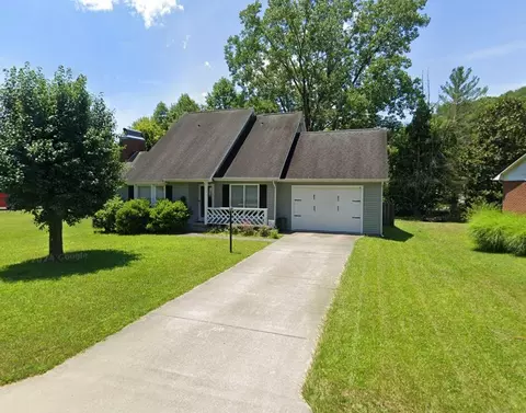 5 Abbey Ln, Middlesboro, KY 40965