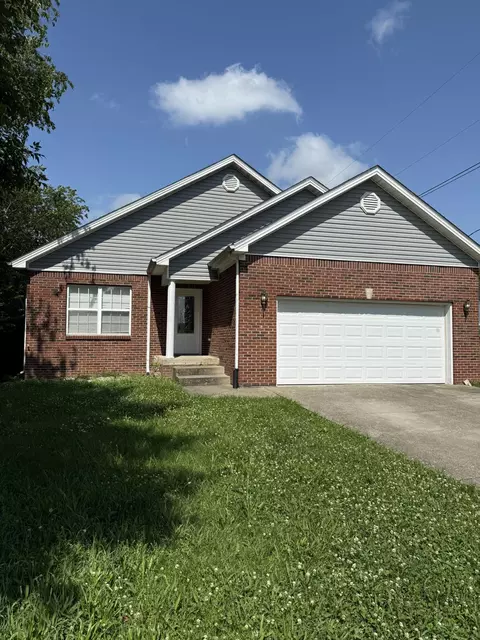 1102 Riva Ridge Dr, Lawrenceburg, KY 40342