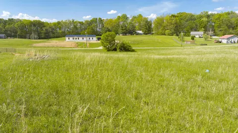 77 Deerview Dr, Monticello, KY 42633