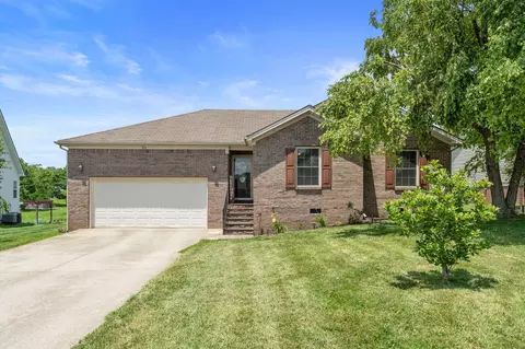 313 Man O War Ct, Lawrenceburg, KY 40342