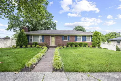 452 Rookwood Pkwy, Lexington, KY 40505