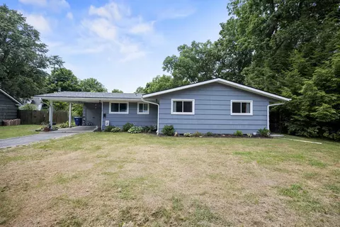 105 Van Winkle Grv, Berea, KY 40403