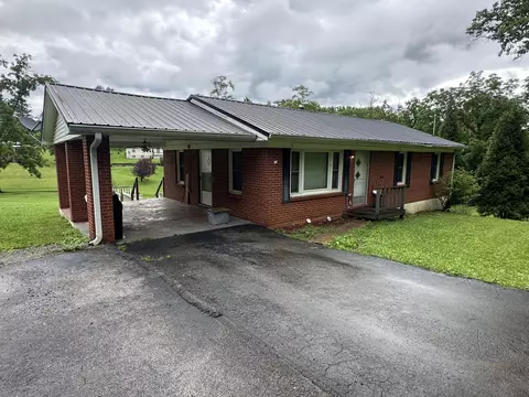 909 Appen Ave, Columbia, KY 42728