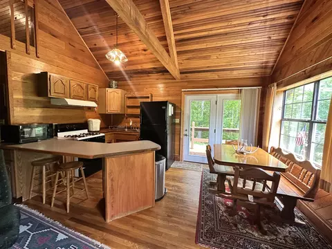 Kitchen - 816 Flat Rd, Campton, KY 41301 photo 1 of 2