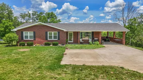 13544 Irvine Rd, Winchester, KY 40391