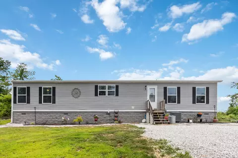15001 Hwy 2004 Hwy, Mckee, KY 40447