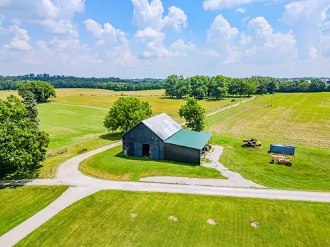 148 Cemetery Rd, Paris, KY 40361 photo 2