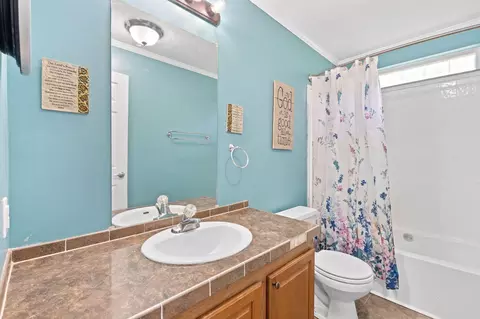 Bath - 289 Oldson Rd, Paris, KY 40361 photo 6 of 6