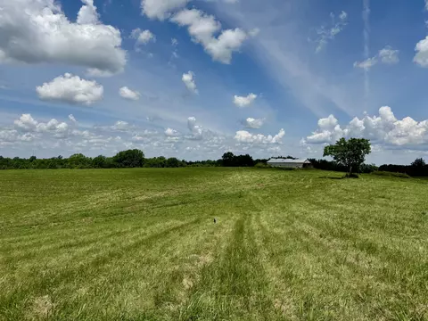 712 Gillespie Pike, Paint Lick, KY 40461