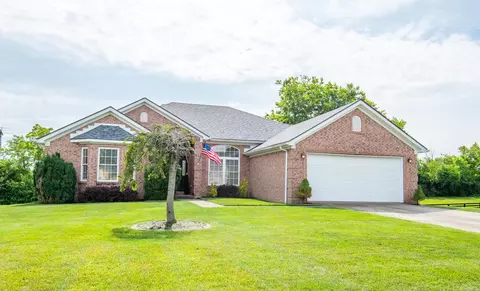 414 Koa Ct, Berea, KY 40403