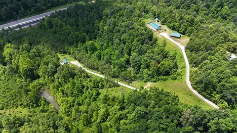 693 Windy Hill Rd, Campton, KY 41301 photo 35