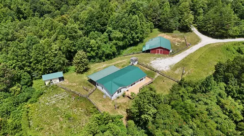 693 Windy Hill Rd, Campton, KY 41301 photo 40