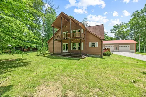 150 Bear Paw Rd, Albany, KY 42602