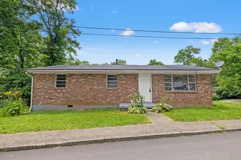623 Gano St, Paris, KY 40361