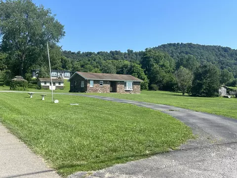 40 Laney Dr, Vanceburg, KY 41179