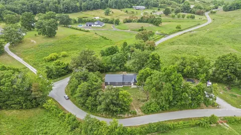 35 Starnes Rd, Paint Lick, KY 40461