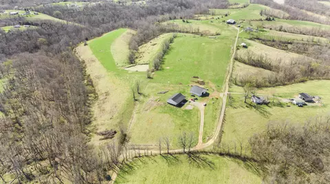 700 Nick Ln, Winchester, KY 40391