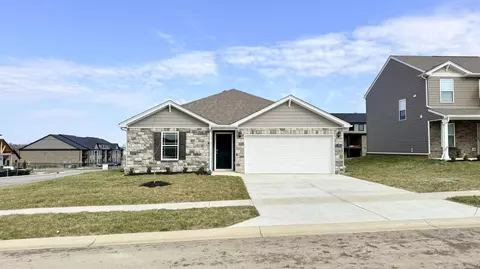 1029 Carriage Place Dr, Richmond, KY 40475