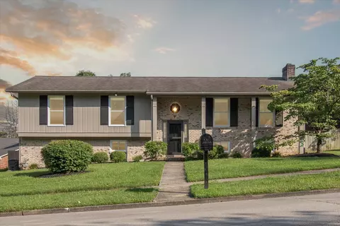 1252 Tishoff Dr, Lexington, KY 40502