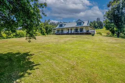 569 Bushrod Rd, Hazel Green, KY 41332