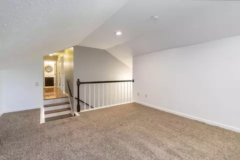 302 Terri Ave, Berea, KY 40403 photo 12