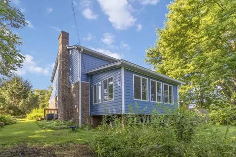 302 Terri Ave, Berea, KY 40403 photo 2