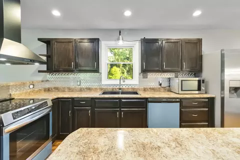 302 Terri Ave, Berea, KY 40403 photo 14