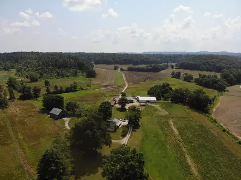 940 Town Branch Rd, Jeffersonville, KY 40337