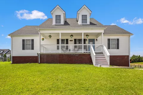 176 Crossing View Dr, Berea, KY 40403