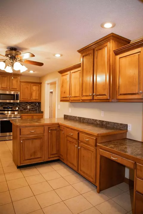 Kitchen - 364 Tidal Wave Rd, Corbin, KY 40701 photo 4 of 6