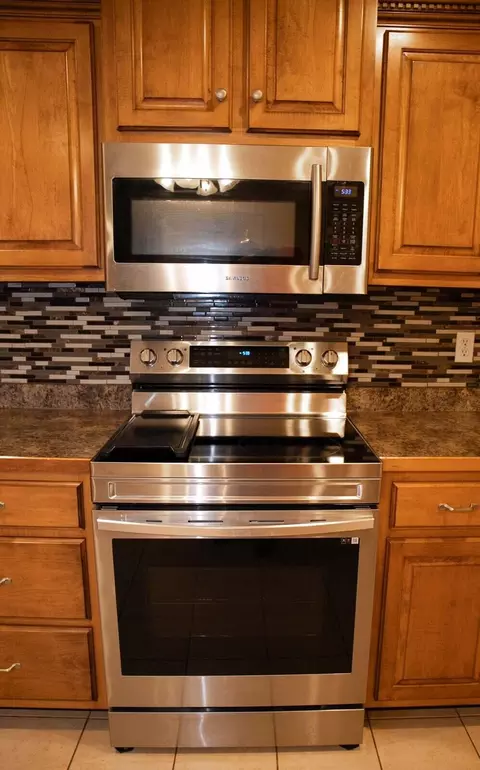 Kitchen - 364 Tidal Wave Rd, Corbin, KY 40701 photo 5 of 6