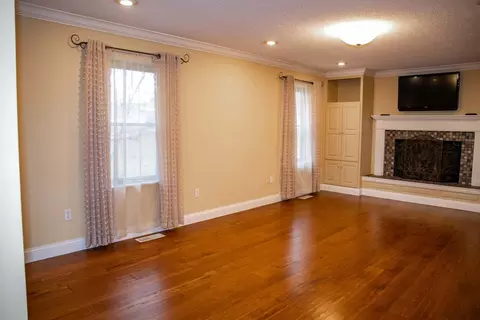 Living - 364 Tidal Wave Rd, Corbin, KY 40701 photo 3 of 7