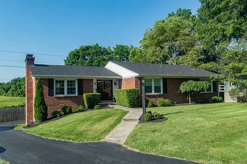 1112 Hopi Trl, Frankfort, KY 40601